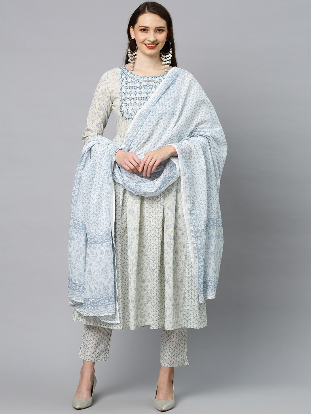 

FASHOR Women Off White Floral Printed Pleated Pure Cotton Kurta with Trousers & Dupatta