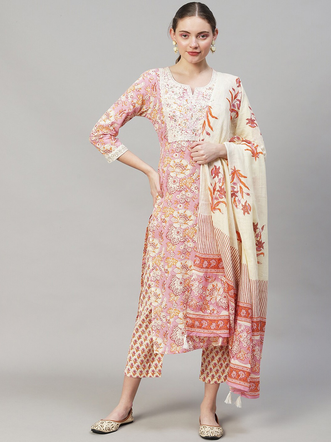 

FASHOR Women Purple Floral Printed Pure Cotton Kurta with Trouser & With Dupatta Set