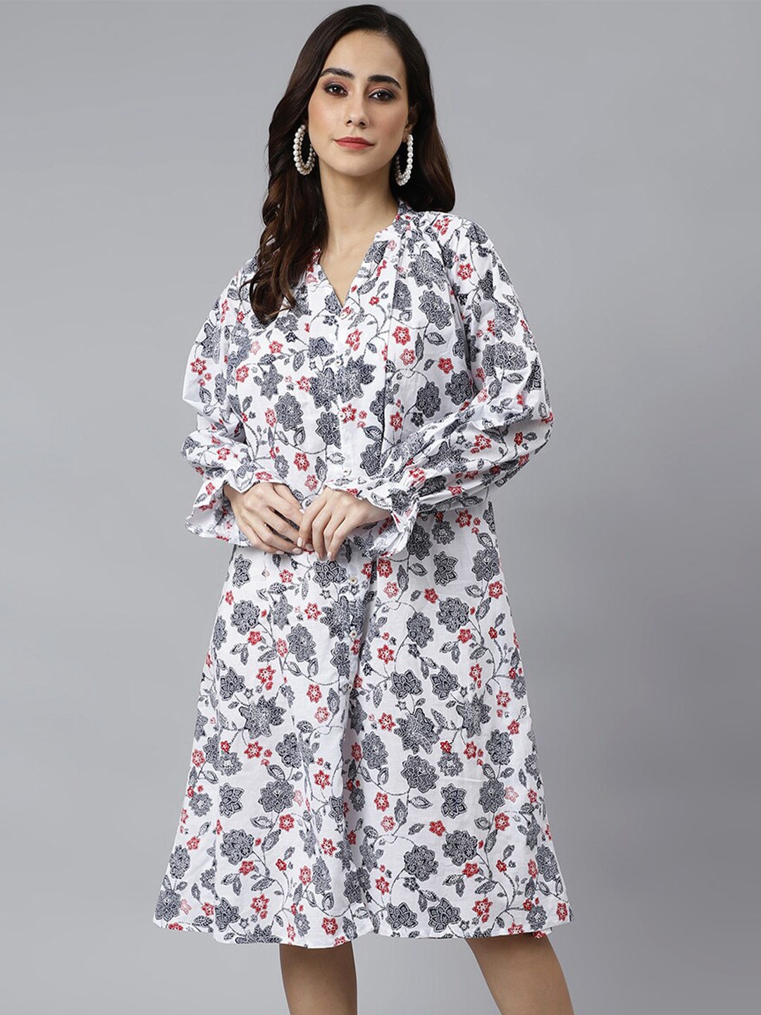 

Janasya White & Grey Floral A-Line Midi Dress