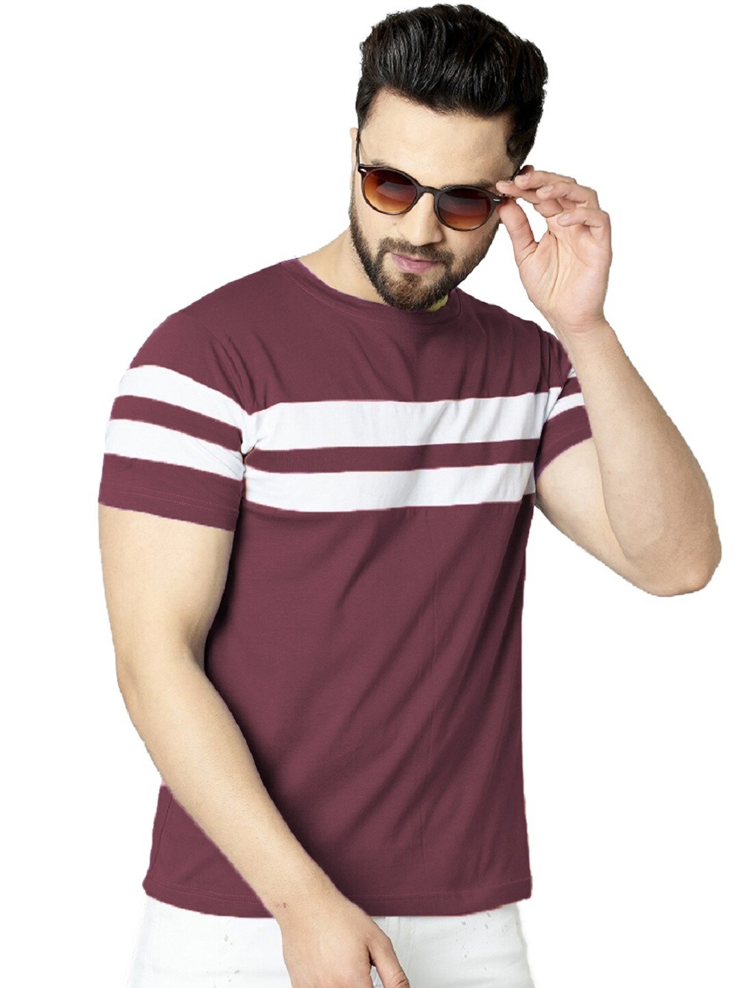 

Rodzen Men Purple & White Striped Pure Cotton T-shirt