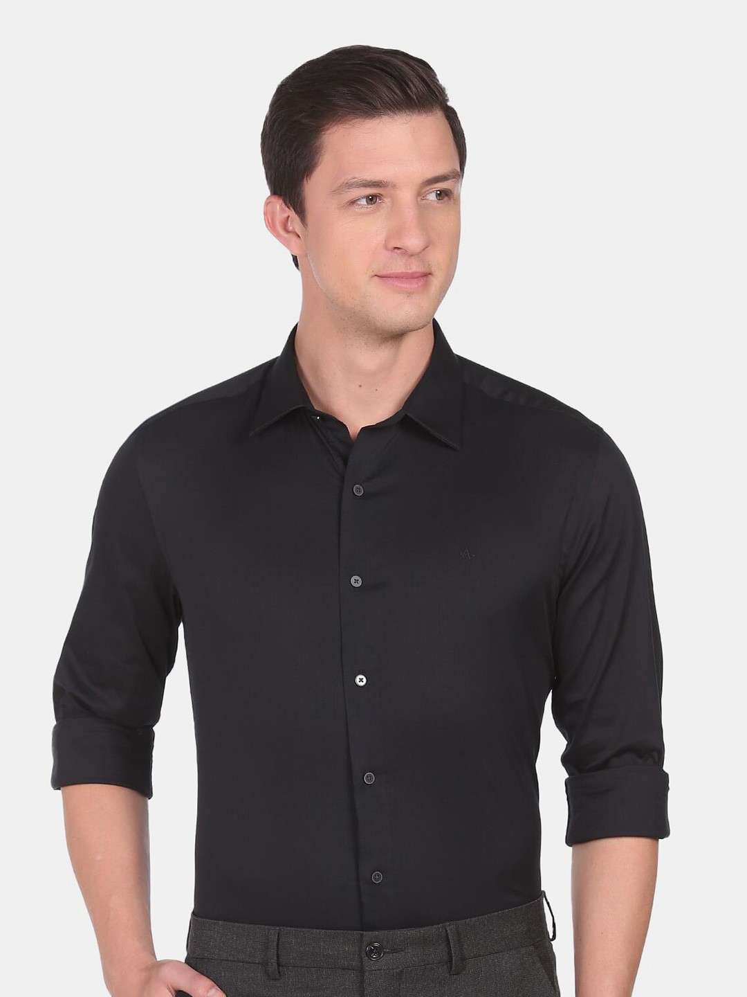 

Arrow New York Men Slim Fit Solid Cotton Formal Shirt, Black