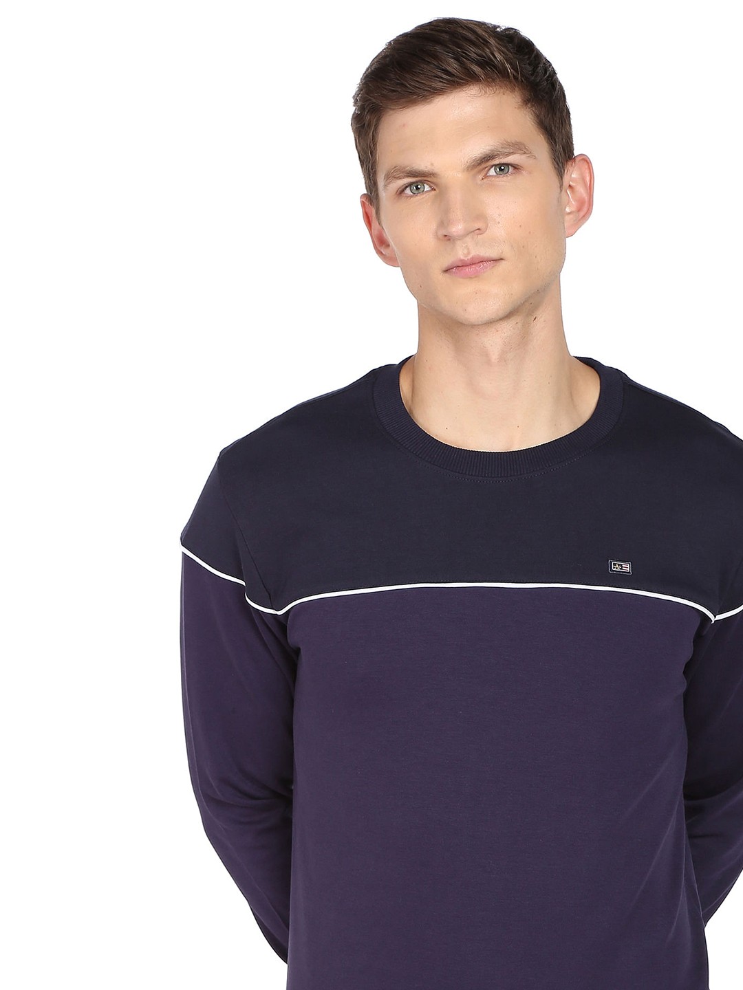

Arrow Sport Men Colourblocked Cotton Sweatshirt, Navy blue