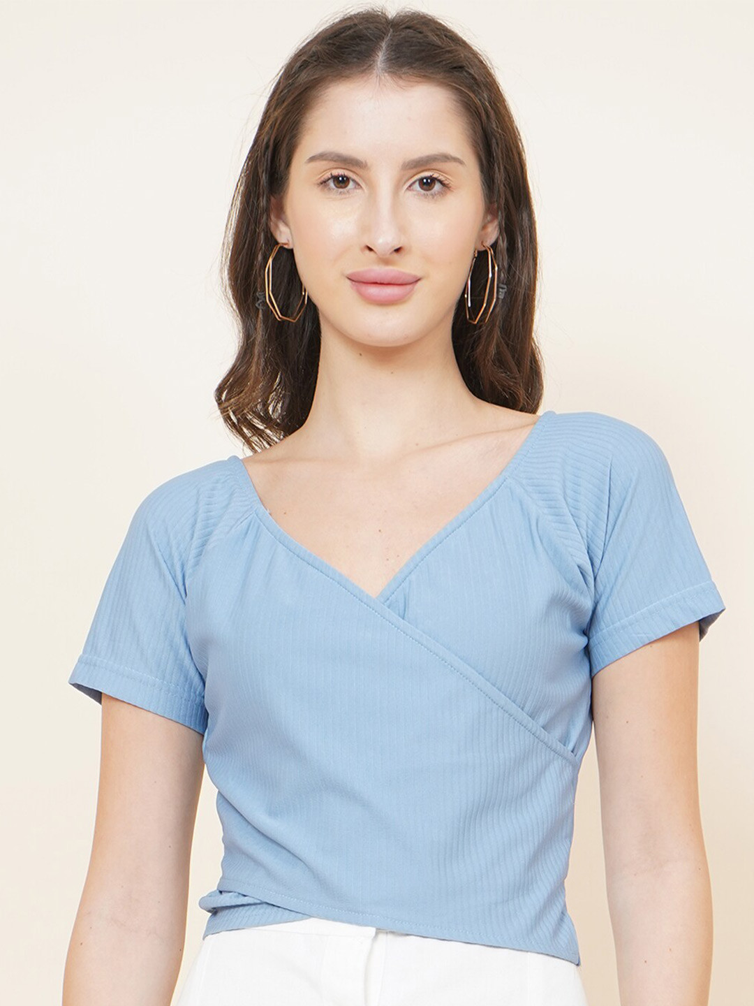 

DressBerry Women Blue Solid Raglan Sleeves Wrap Crop Top