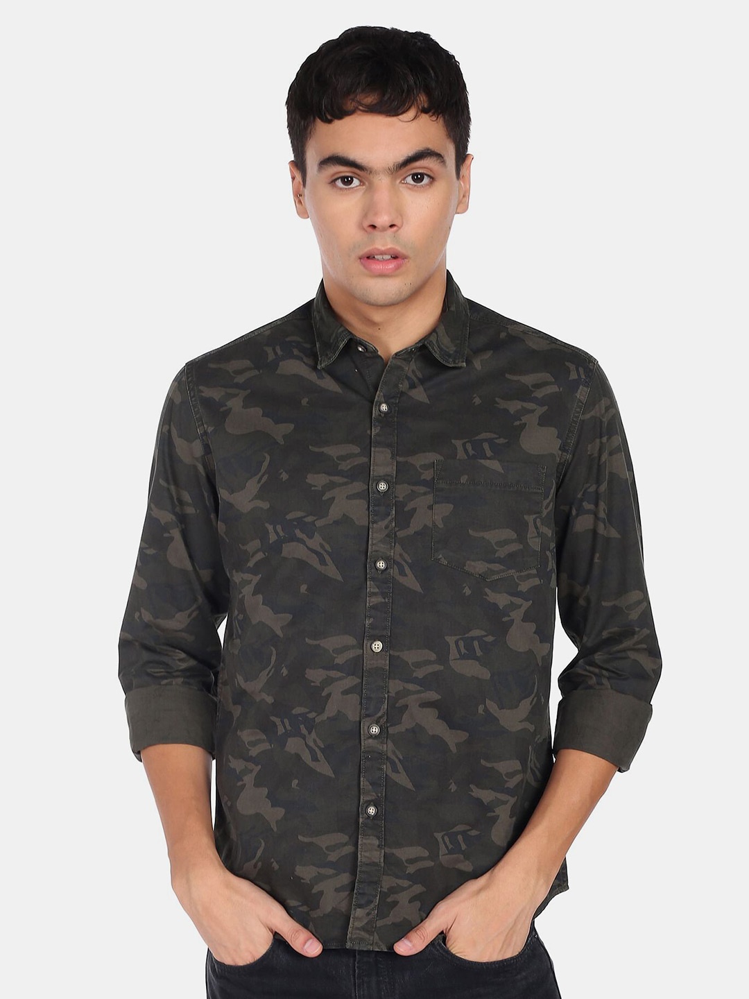 

Flying Machine Men Regular Fit Printed Cotton Casual Shirt, Green
