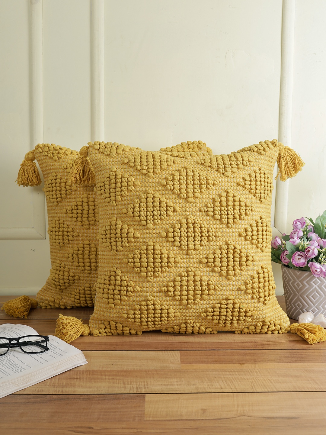 

Sangria Set of 2 Unisex Cushion Covers, Yellow