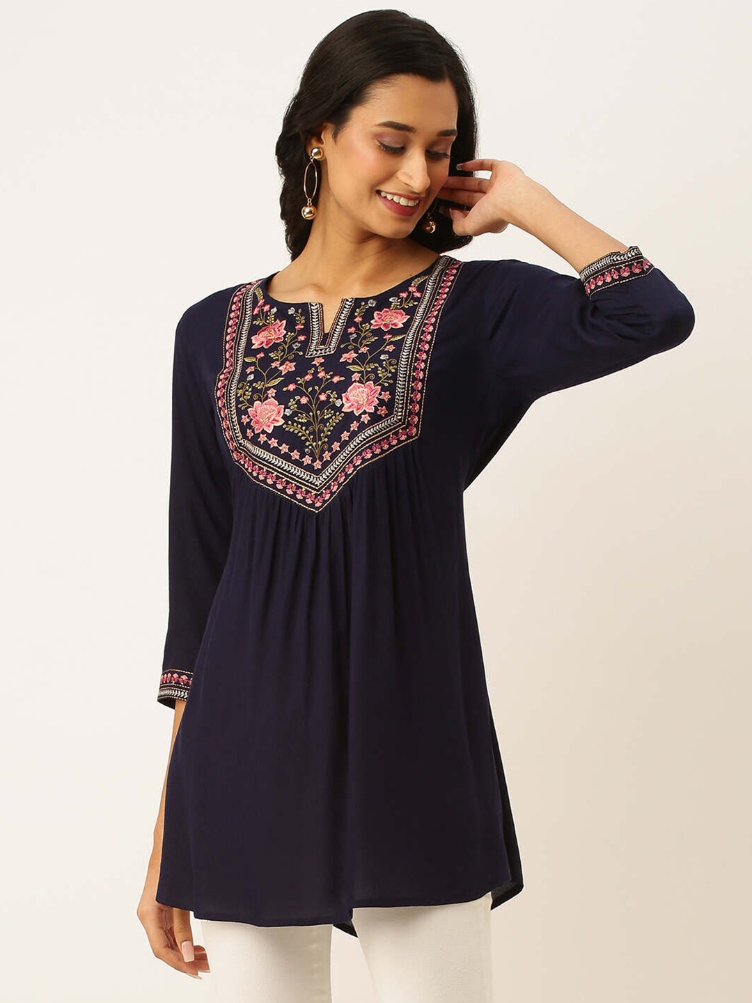 

ZOLA Women Navy Blue & Pink Viscose Rayon Embroidered Tunic