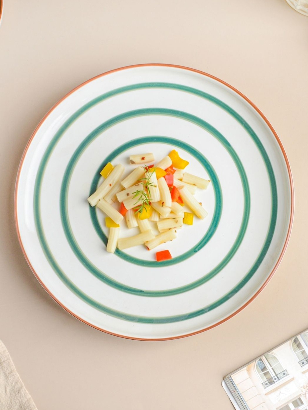 

Nestasia White & Green Microwave safe Printed Ceramic Matte Plates