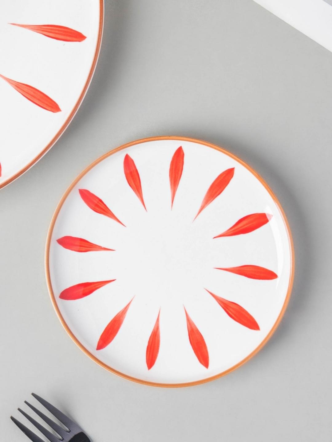 

Nestasia White & Red Microwave safe Printed Ceramic Glossy Plate