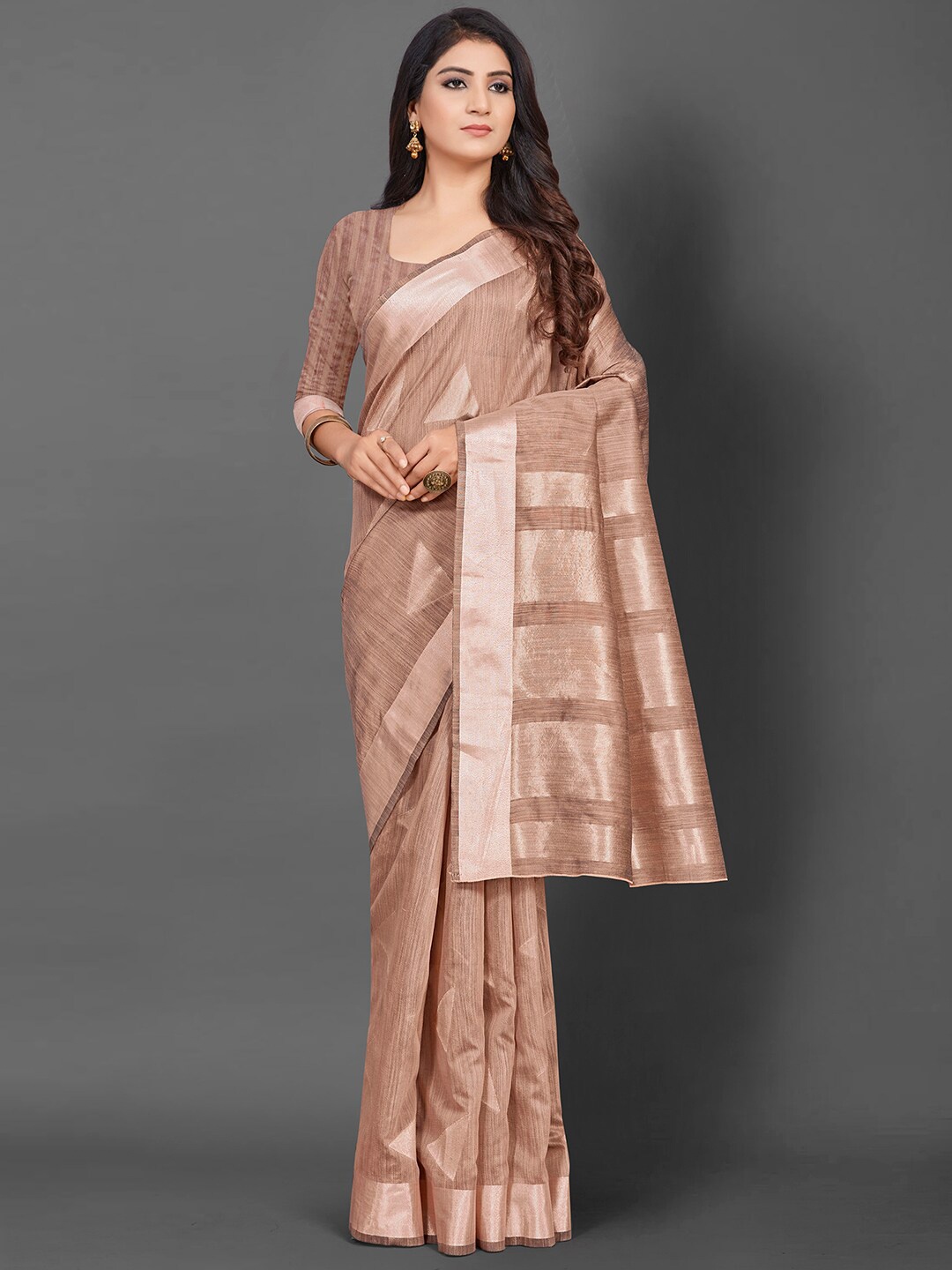 

Mitera Beige & Gold-Toned Woven Design Zari Linen Blend Banarasi Saree