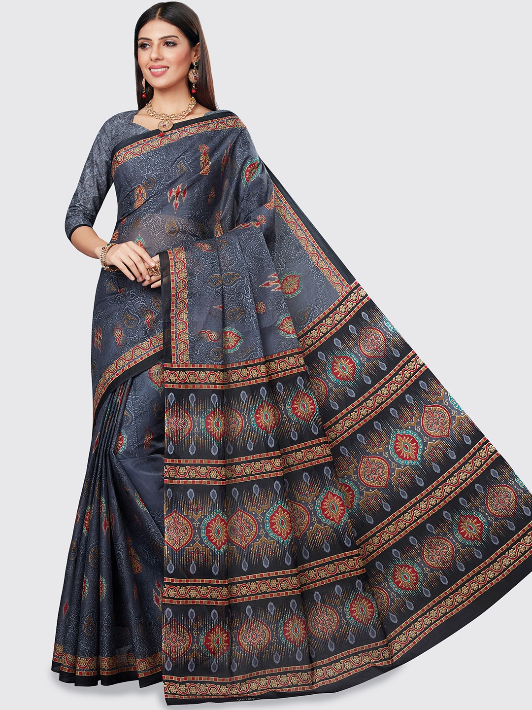 

SHANVIKA Grey & Red Ethnic Motifs Pure Cotton Block Print Saree