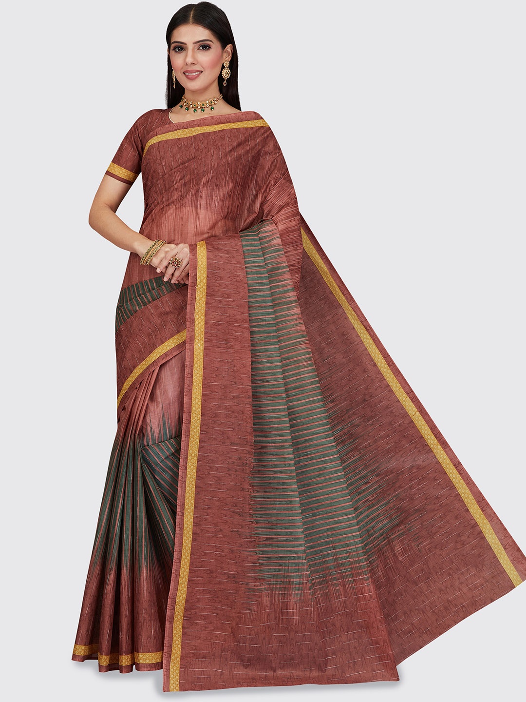 

SHANVIKA Red & Green Pure Cotton Block Print Saree