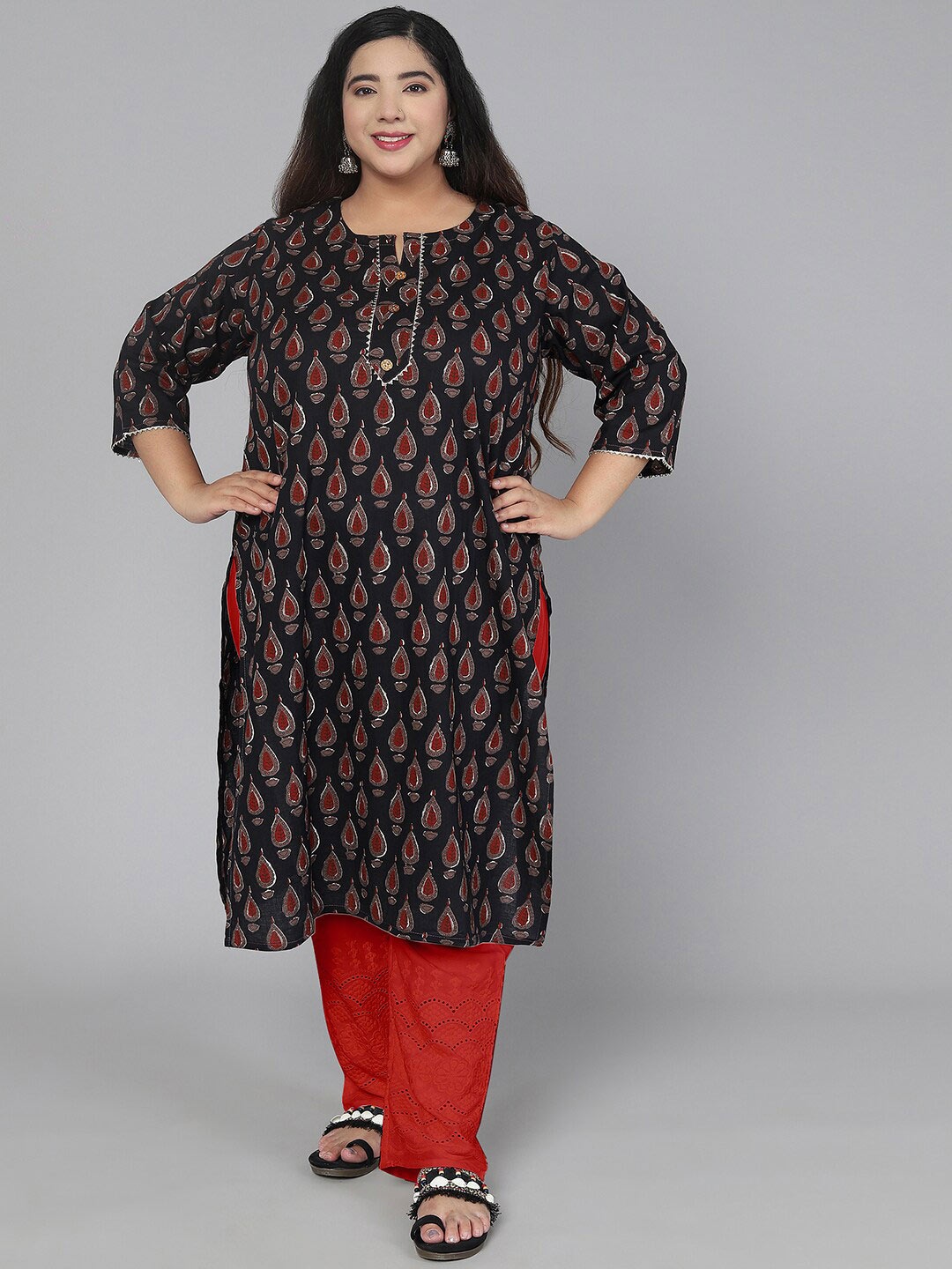 

Jevi Prints Women Black & Red Ethnic Motifs Printed Gotta Patti Kurta