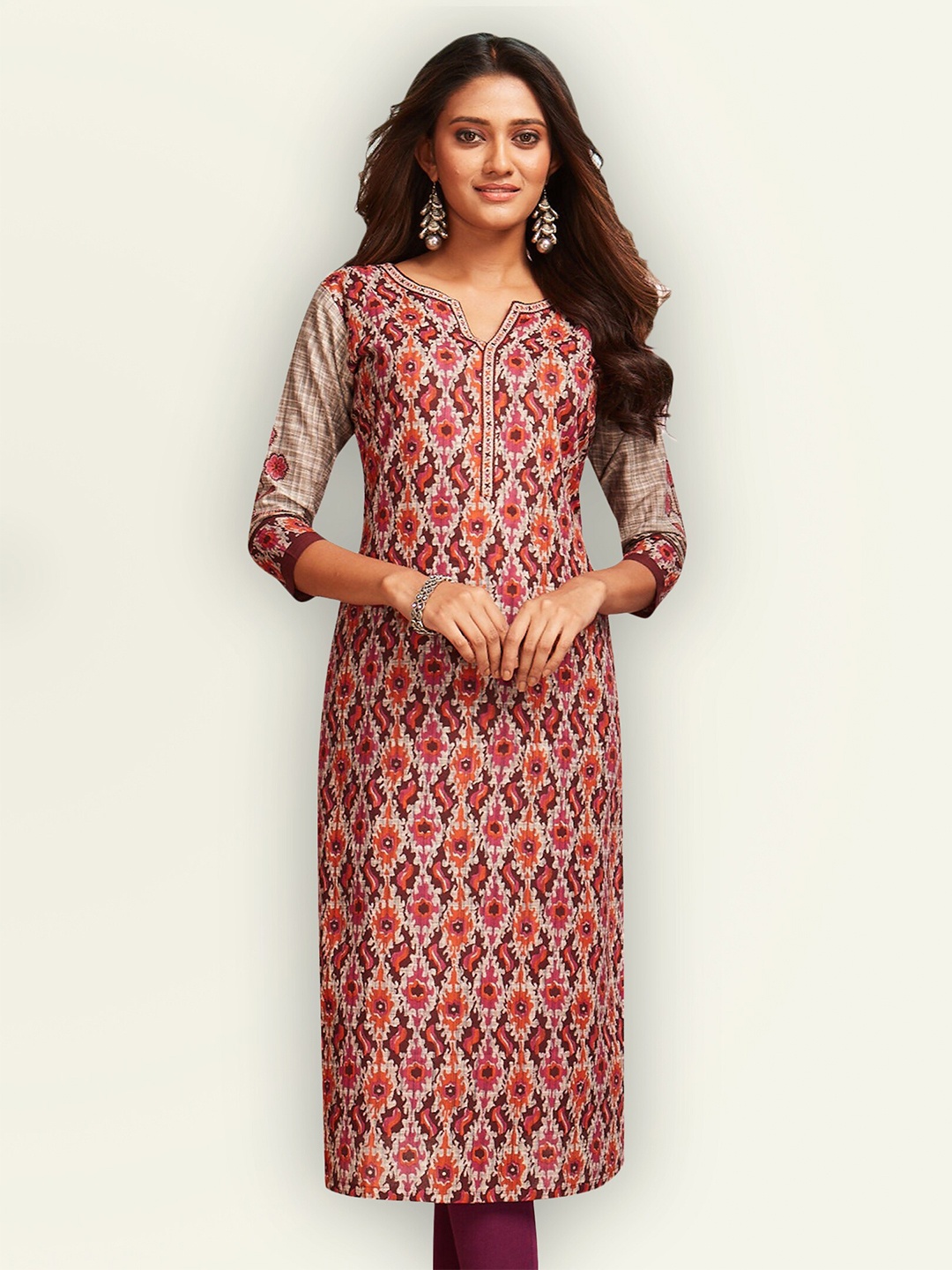 

Jevi Prints Women Maroon & Beige Ethnic Motifs Printed Kurta