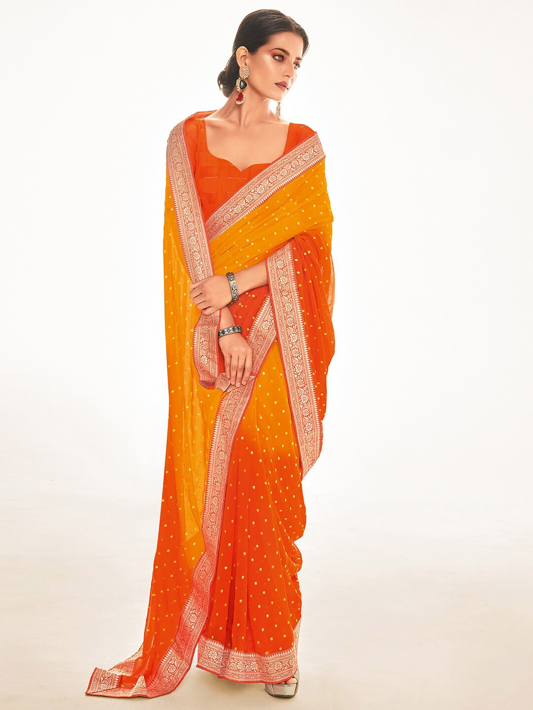 

Mitera Mustard & Orange Floral Zari Silk Blend Mangalagiri Saree
