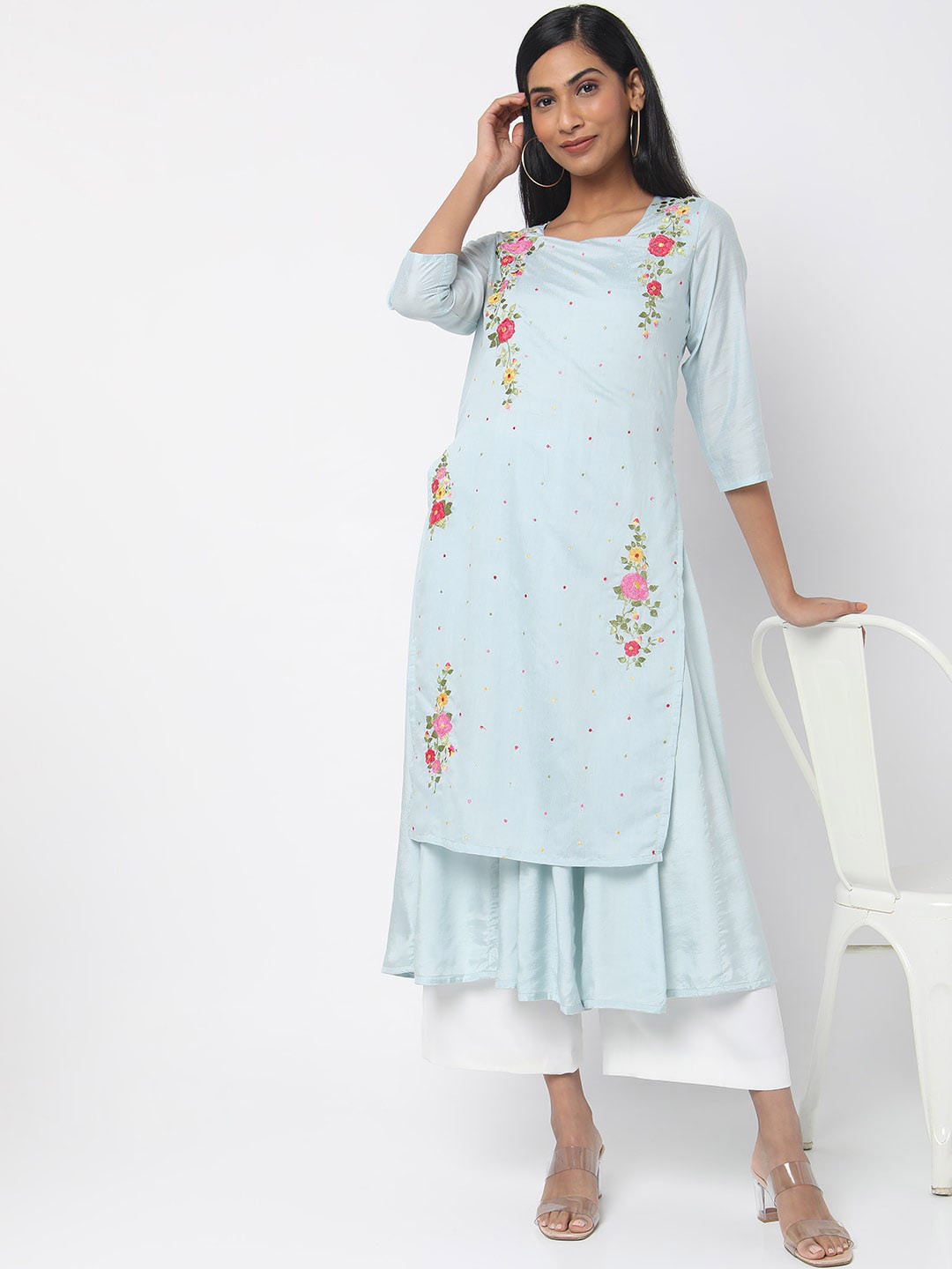 

Ethnicity Women Blue Floral Flared Sleeves Thread Work Kurta