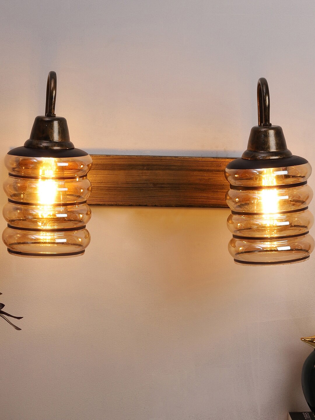 

Foziq Set Of 2 Gold-Toned Solid Metal Cylinder Wall Lamp