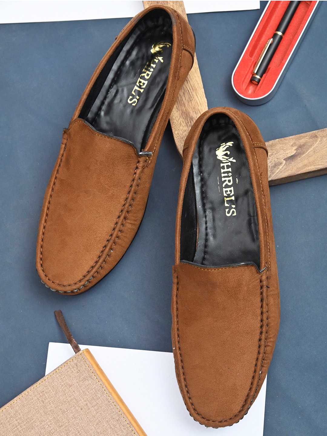 

Hirels Men Tan Suede Loafers