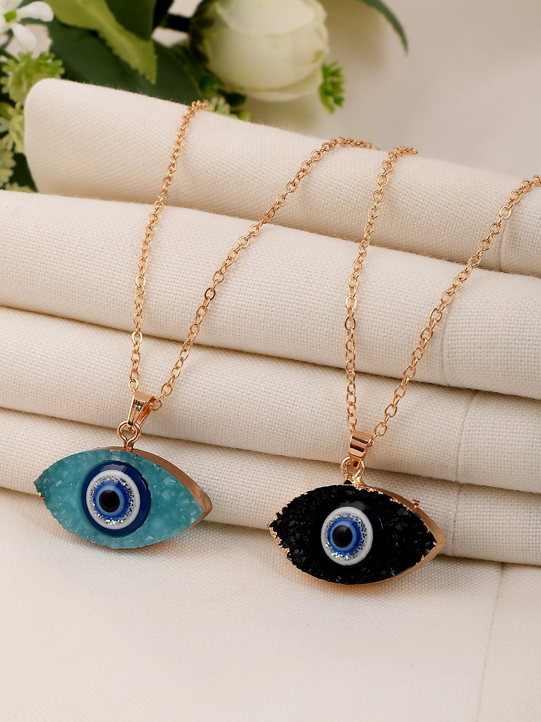 

AQUASTREET Pack Of 2 Black & Blue Evil Eye Gold-Plated Couple Pendant Chain