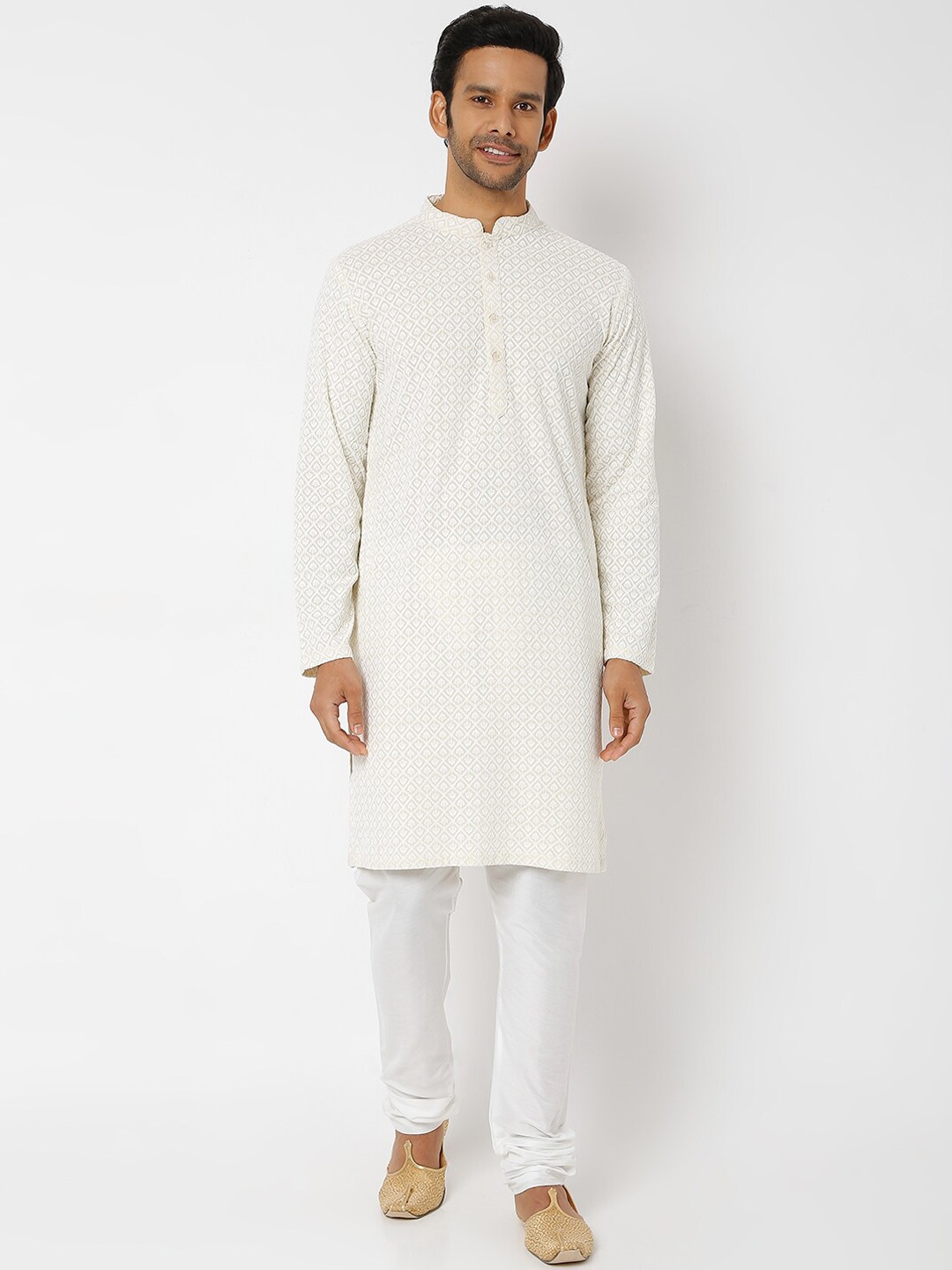 

Ethnicity Men Beige Floral Embroidered Kurta with Churidar