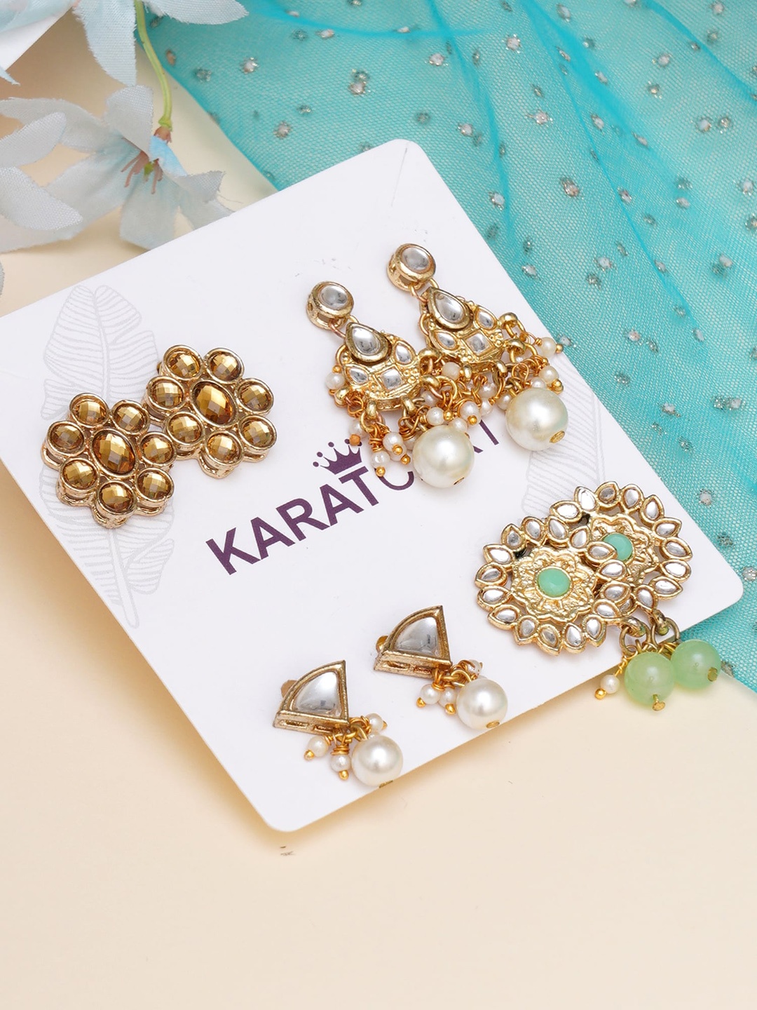 

KARATCART Women Set of 4 Gold Plated Classic Studs Earrings