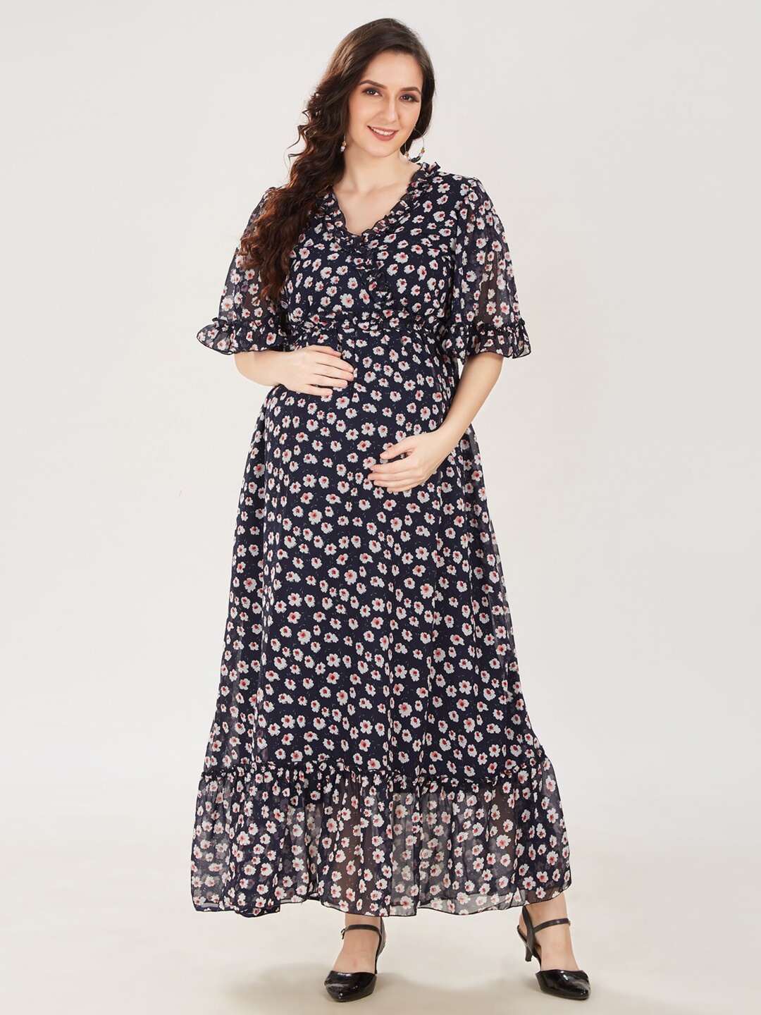 

Mom For Sure by Ketki Dalal Navy Blue & White Floral Georgette Maternity Maxi Dress