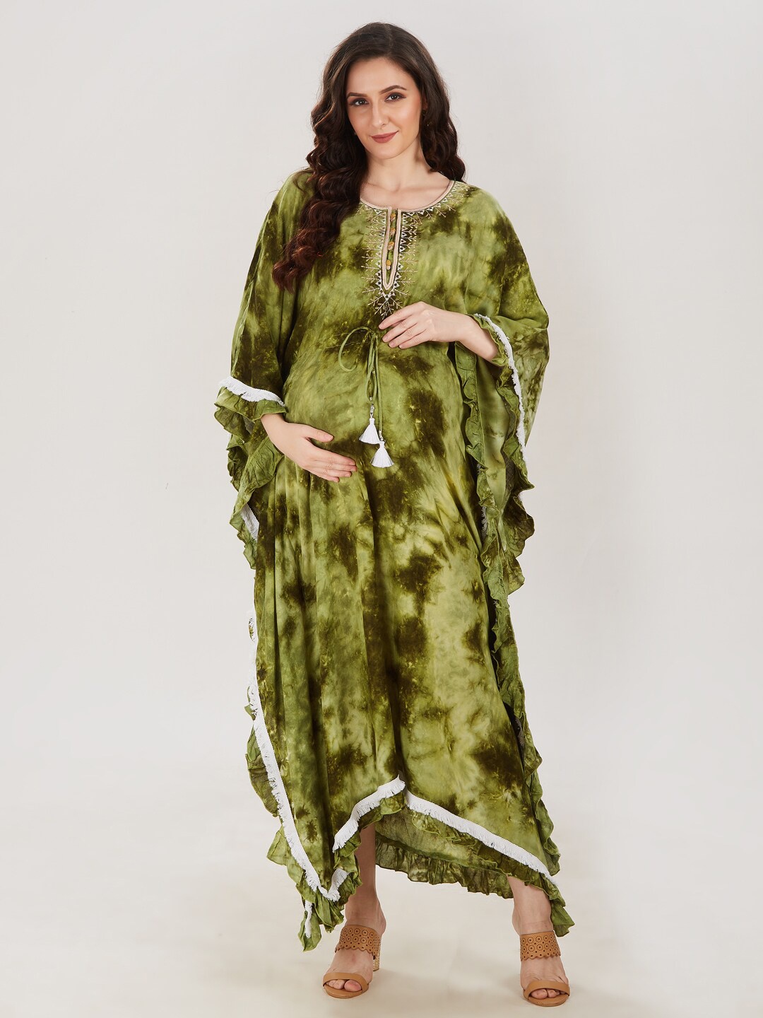 

Mom For Sure by Ketki Dalal Women Green Maternity Kaftan Dress