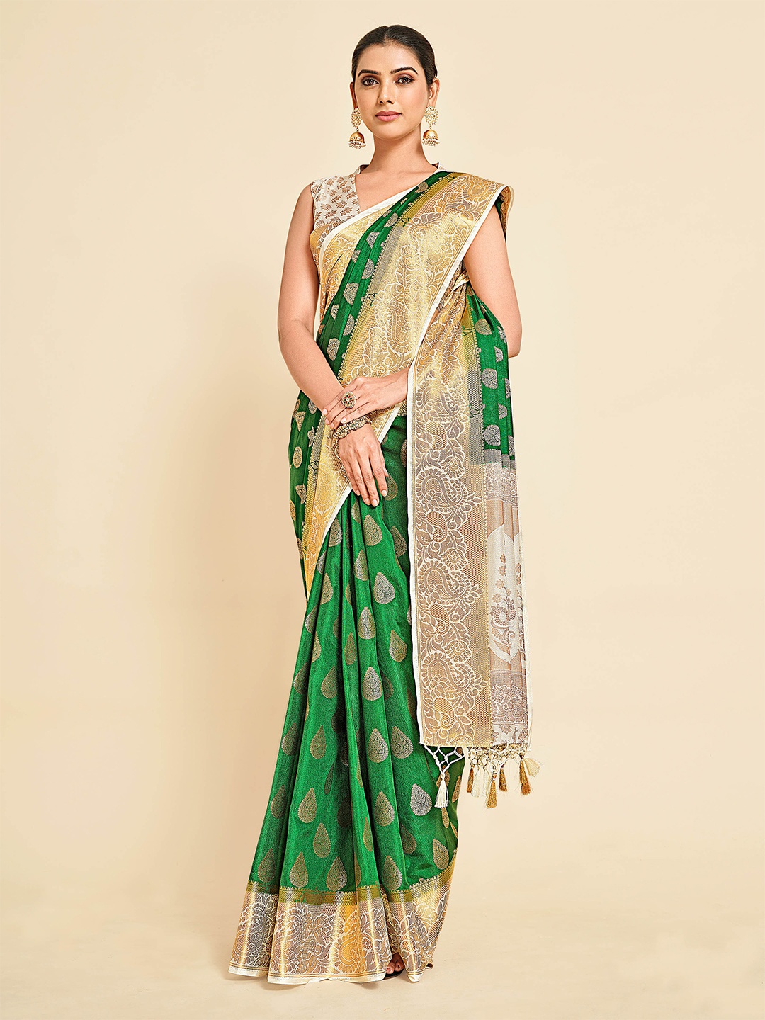 

MIMOSA Green & Cream-Coloured Woven Design Zari Art Silk Kanjeevaram Saree