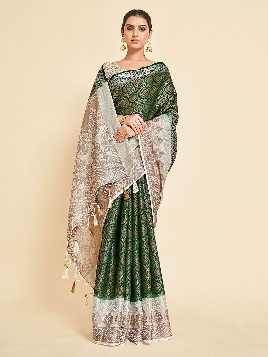 

MIMOSA Green And Silver Floral Zari Art Silk Kanjeevaram Saree
