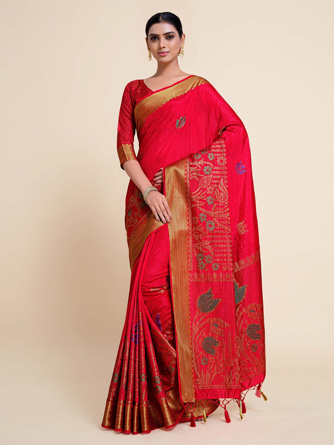 

MIMOSA Red And Gold Toned Floral Woven Design Zari Art Silk Kanjeevaram Saree