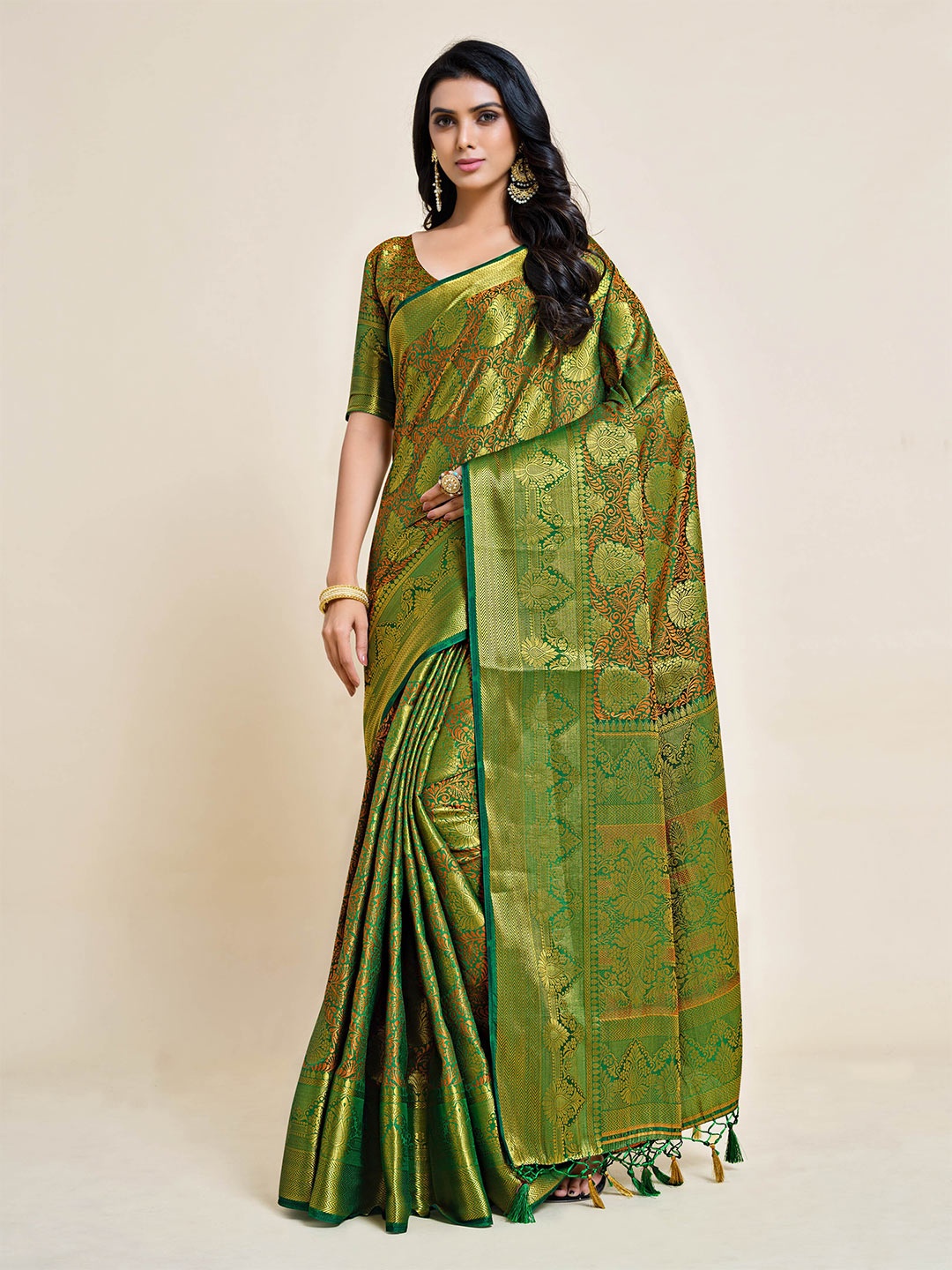 

MIMOSA Green & Gold-Toned Ethnic Motifs Zari Art Silk Kanjeevaram Saree