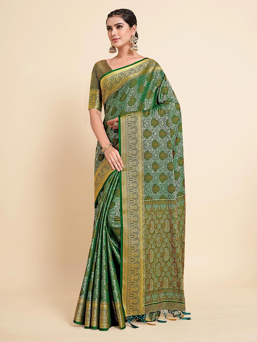 

MIMOSA Green & Gold-Toned Woven Design Zari Art Silk Kanjeevaram Saree