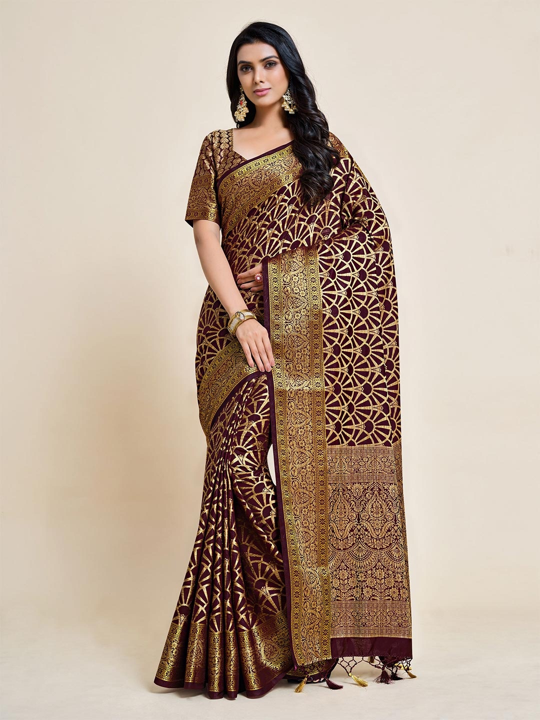 

MIMOSA Burgundy & Gold-Toned Woven Design Zari Art Silk Kanjeevaram Saree