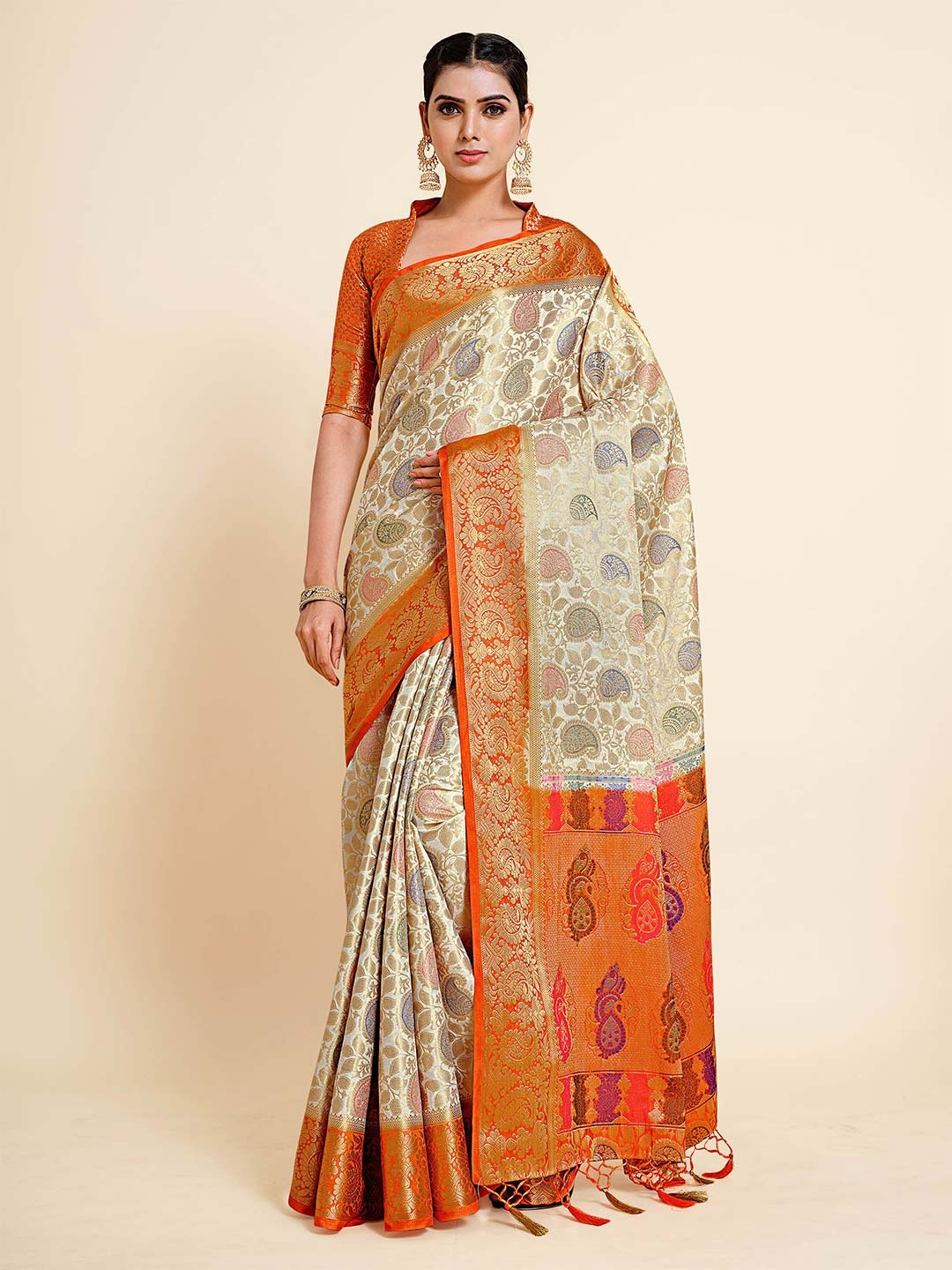 

MIMOSA Off White & Orange Paisley Zari Art Silk Kanjeevaram Saree