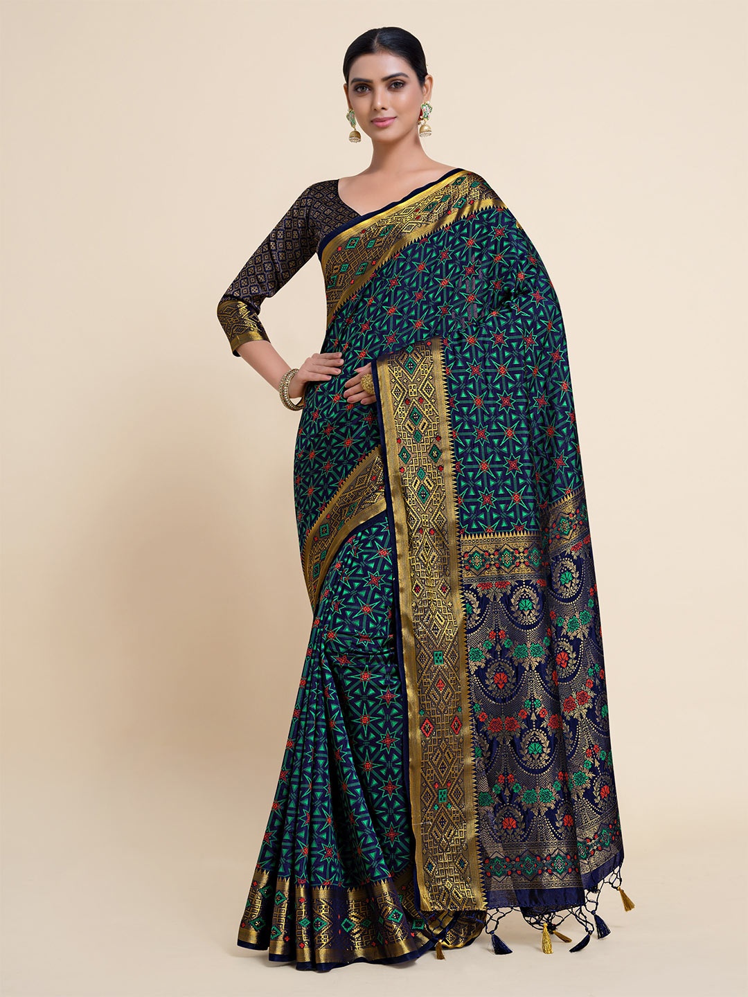

MIMOSA Navy Blue & Red Zari Art Silk Kanjeevaram Saree