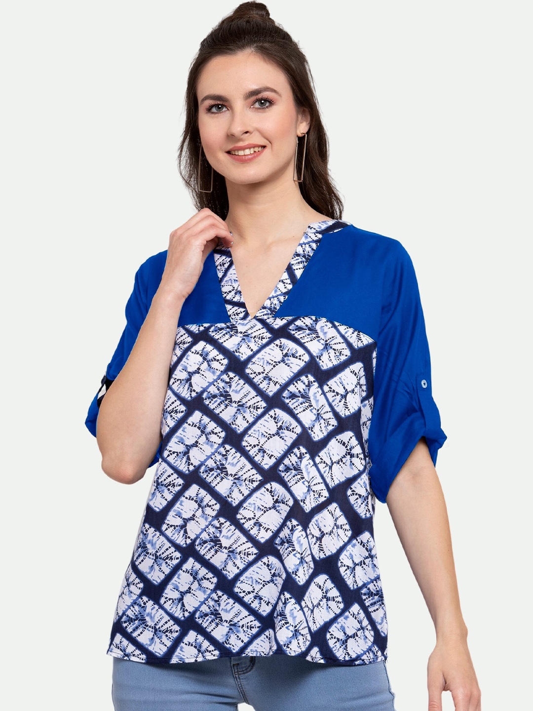 

PATRORNA Women Blue Printed Roll-Up Sleeves Top