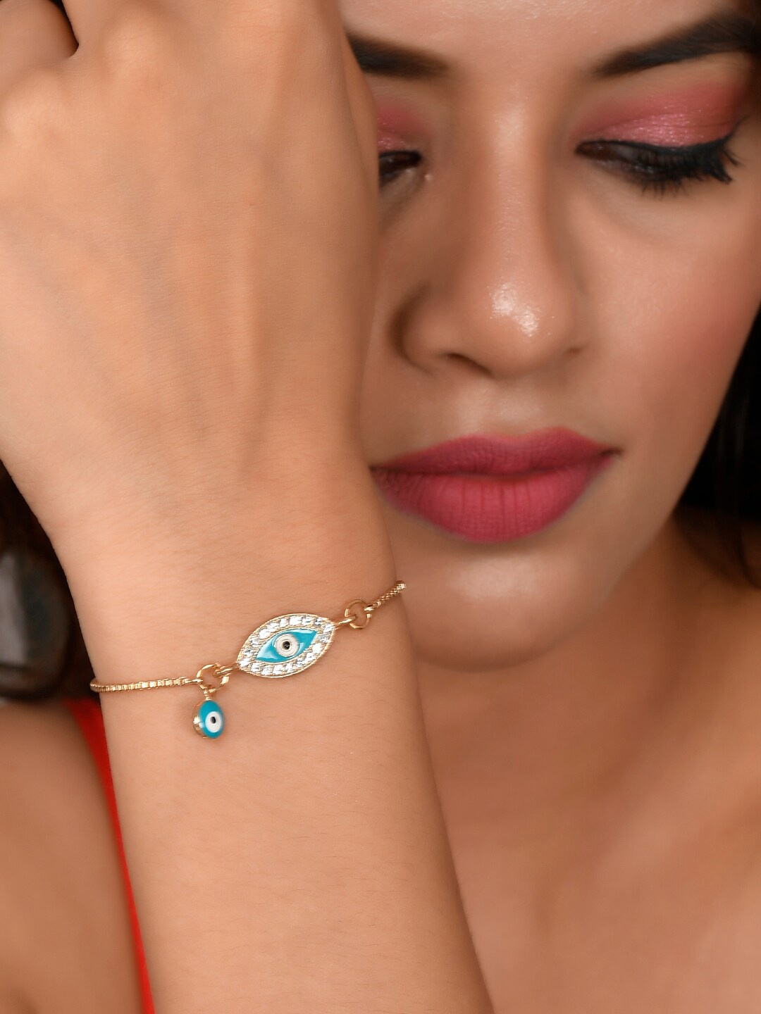 

AQUASTREET Women Gold-Toned & Blue Crystals Gold-Plated Charm Bracelet