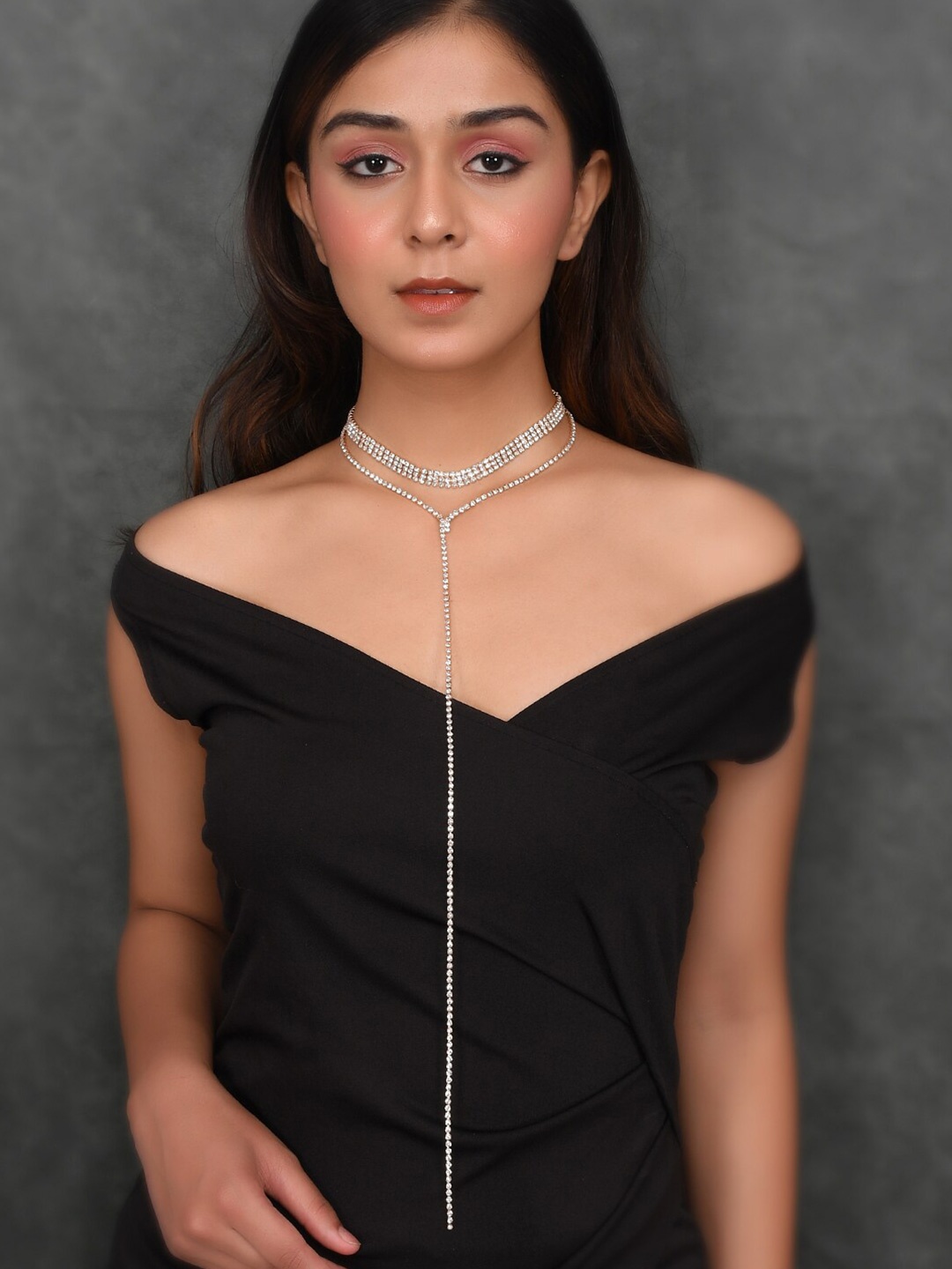 

AQUASTREET Gold-Toned & White Gold-Plated Handcrafted Necklace