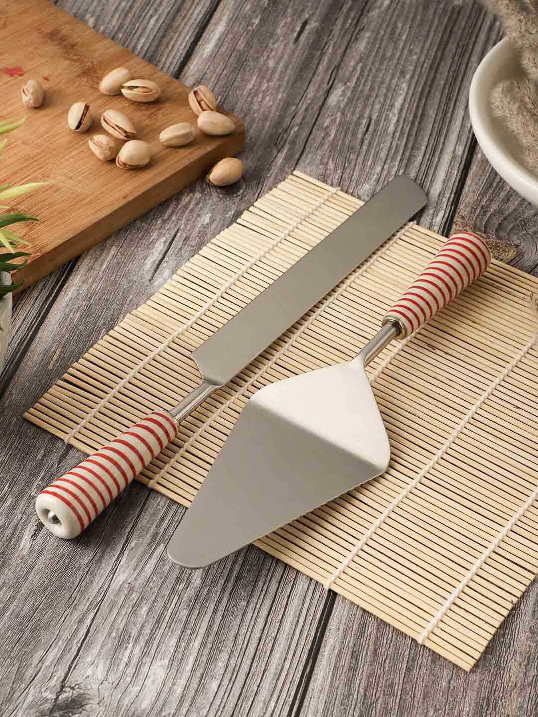 

VarEesha Red Spiral Ceramic Handle Cake Server Set