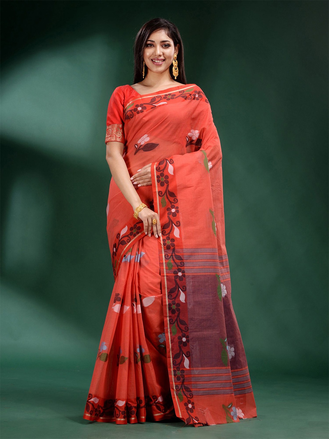 

Charukriti Red & Brown Woven Design Pure Cotton Saree, Coral