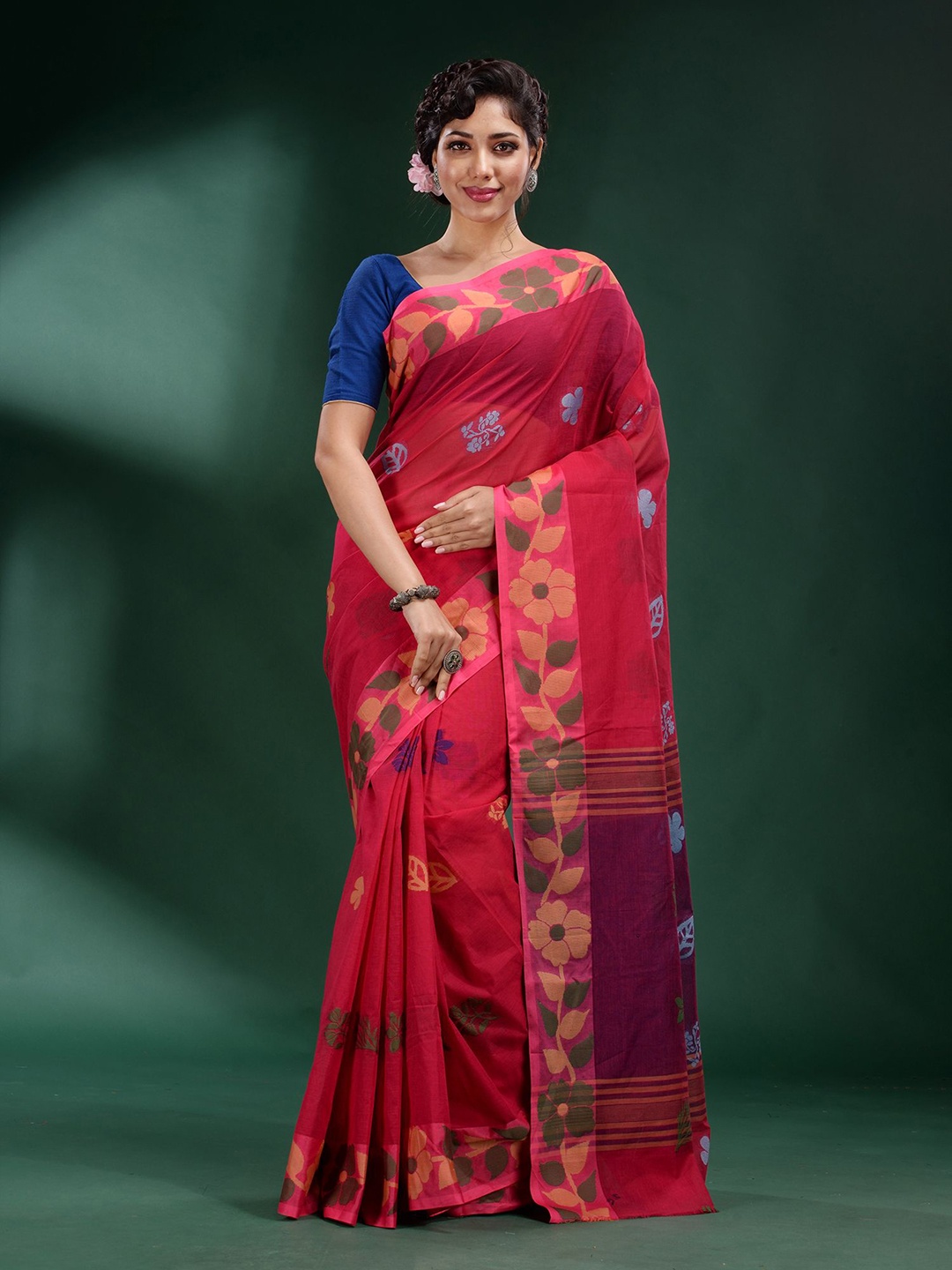 

Charukriti Red & Green Woven Design Zari Pure Cotton Saree