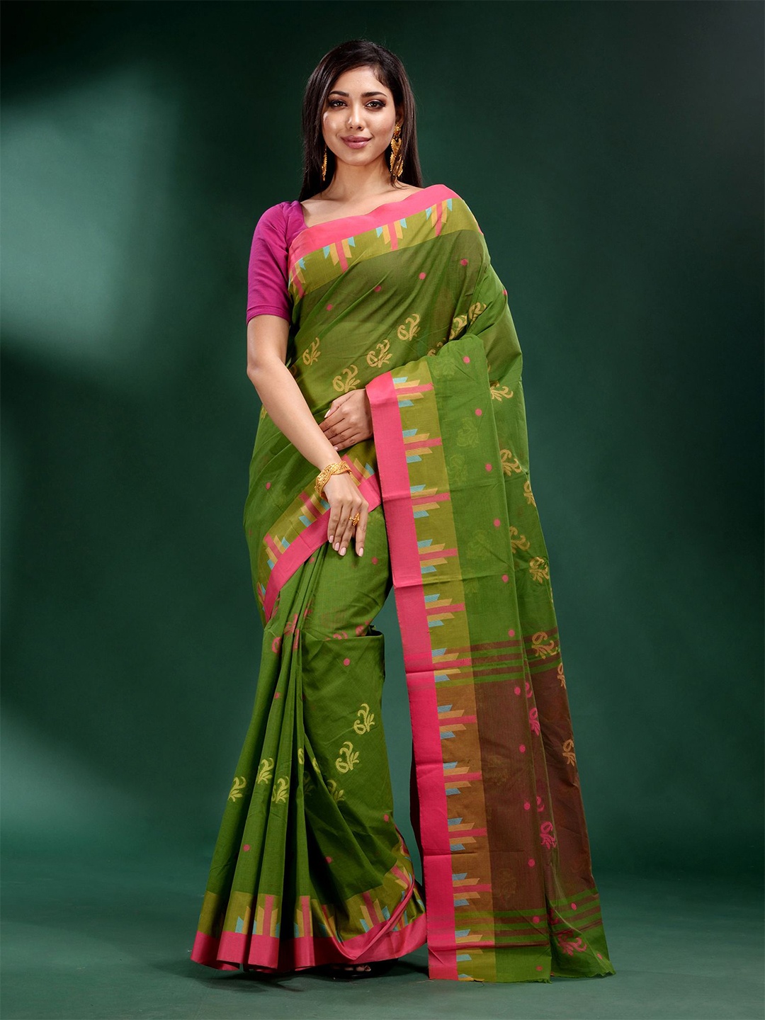 

Charukriti Green & Pink Ethnic Motifs Pure Cotton Saree