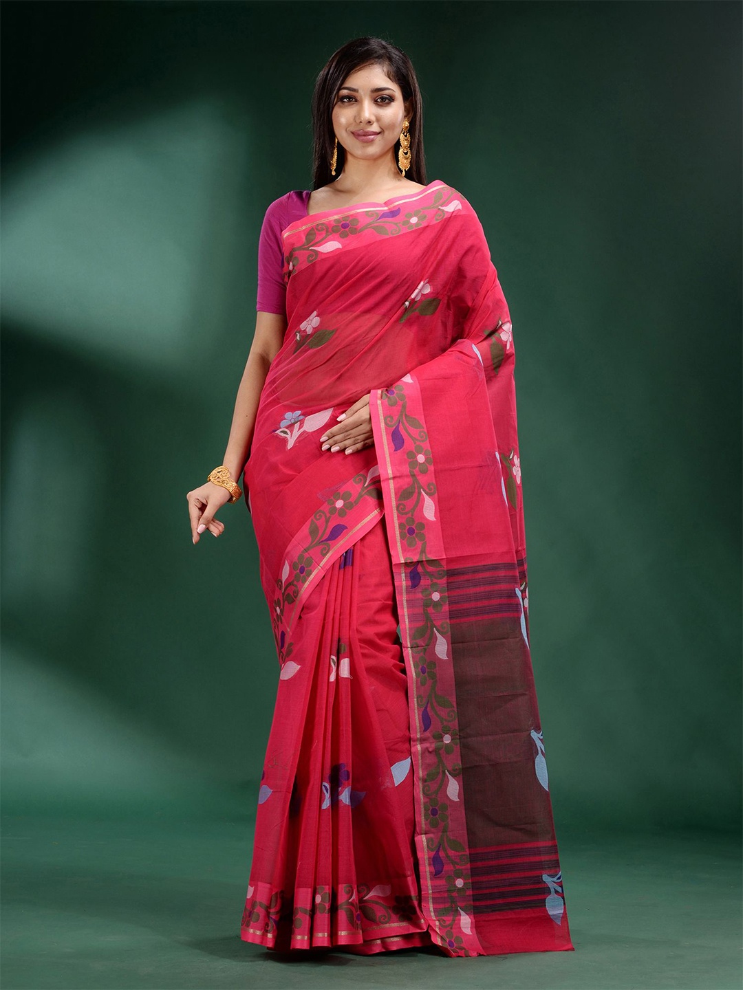 

Charukriti Red & Violet Floral Printed Pure Cotton Saree