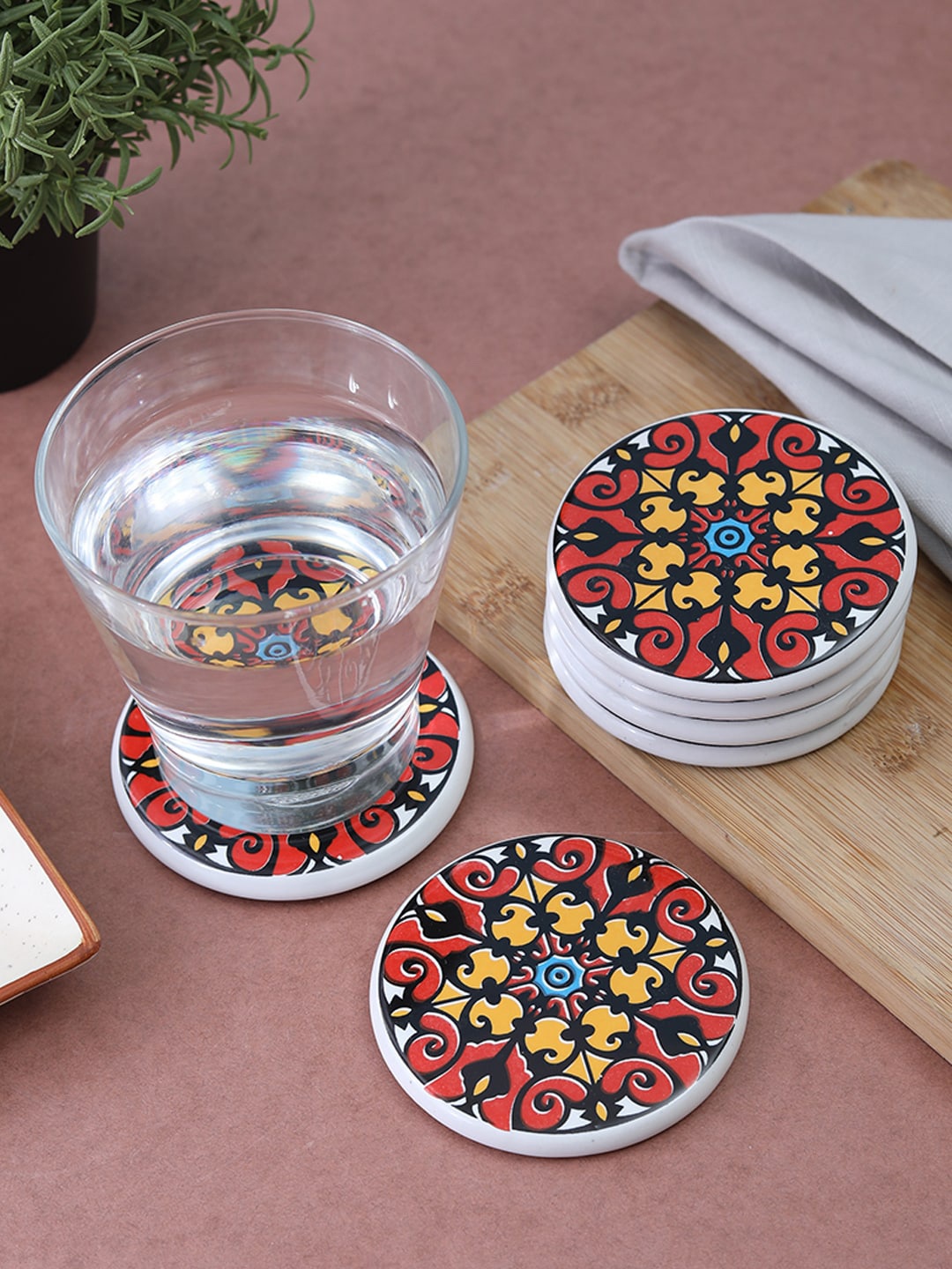 

VarEesha Unisex Red Set of 6 Coasters