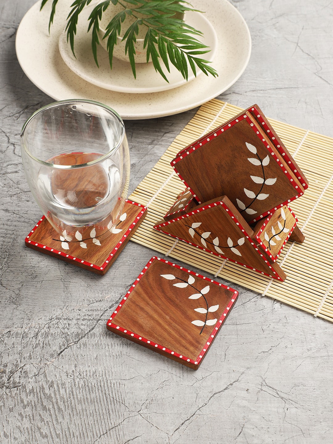 

VarEesha Set Of 4 Brown Printed Sheesham Wood Square Coasters