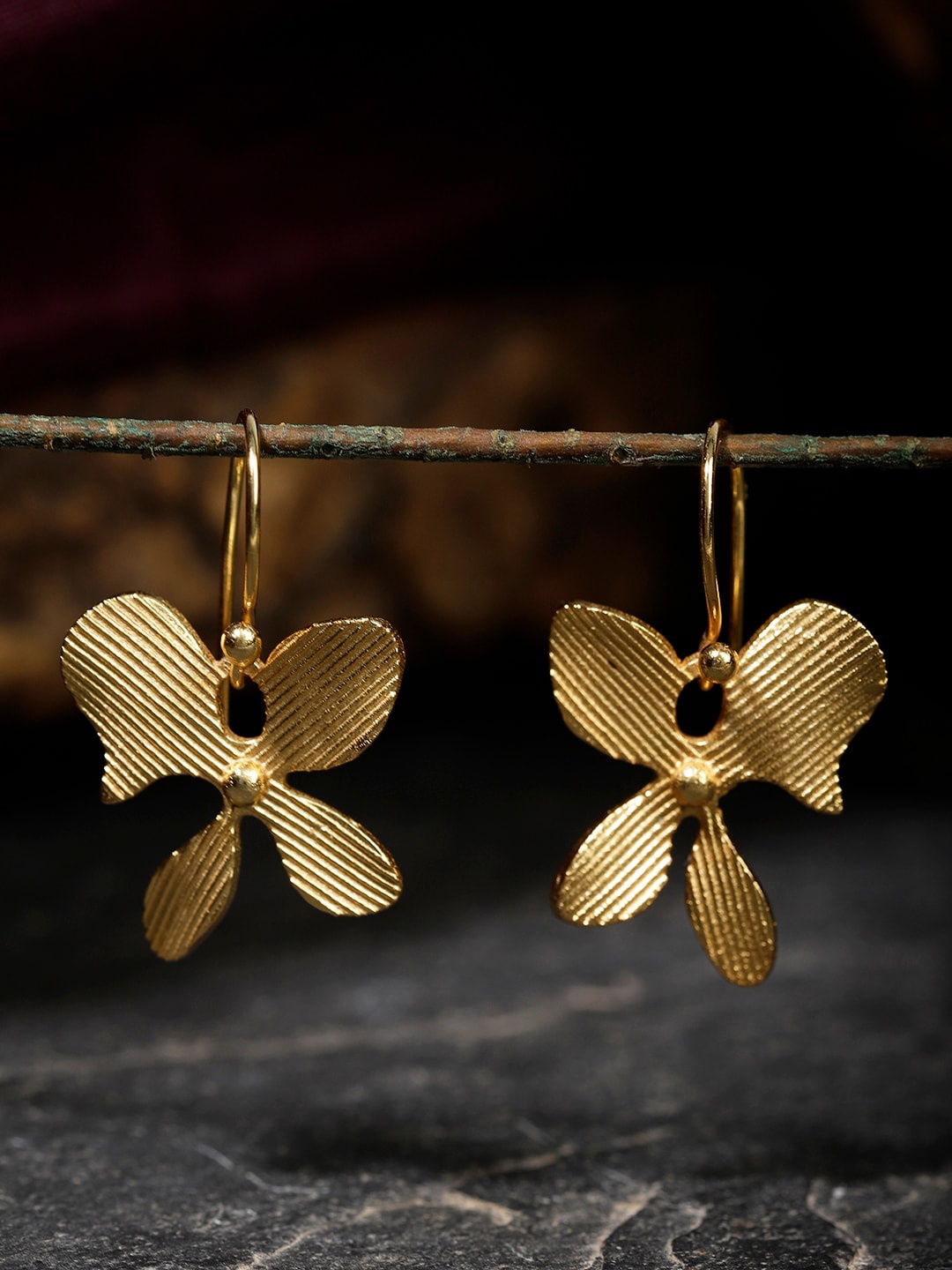 

Berserk Gold-Toned Floral Drop Earrings