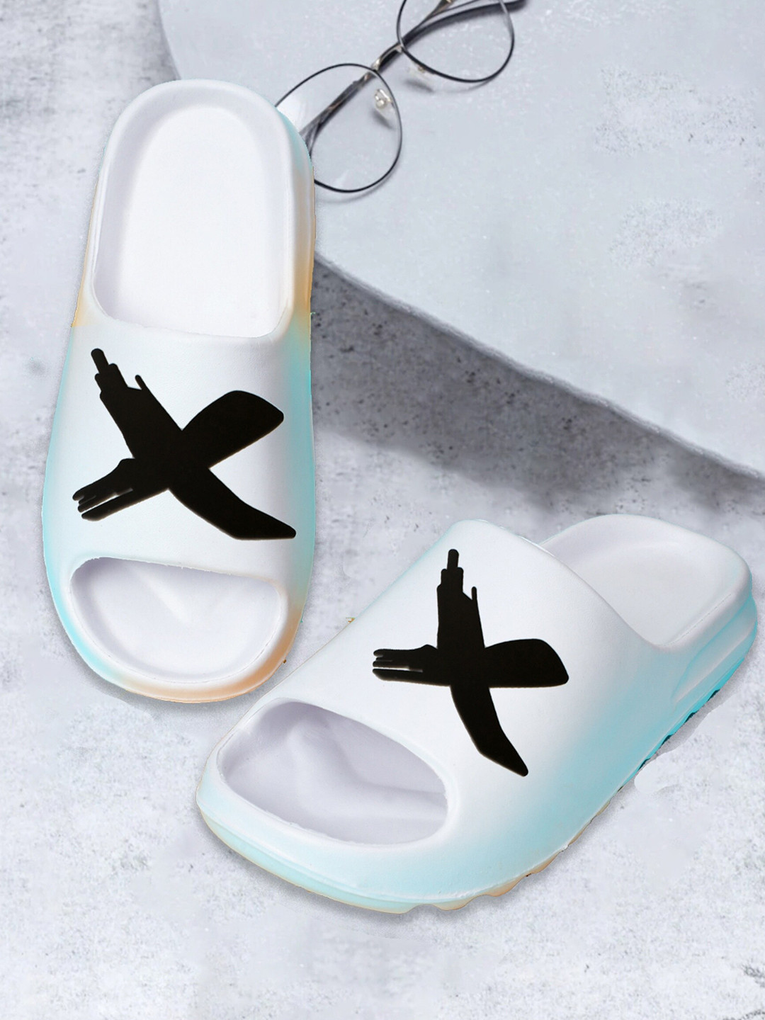 

Pampy Angel Men Printed Rubber Sliders Flip Flops, White