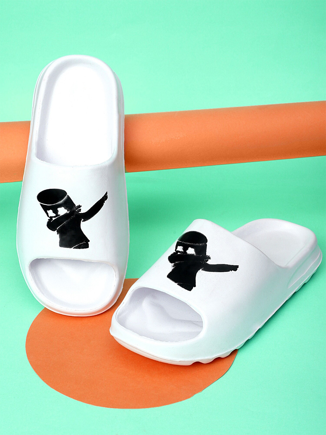 

Pampy Angel Men Printed Rubber Sliders Flip Flops, White