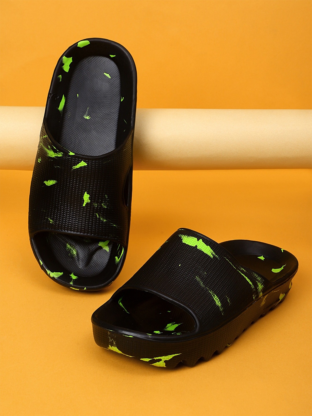 

Pampy Angel Men Printed Rubber Sliders Flip Flops, Black