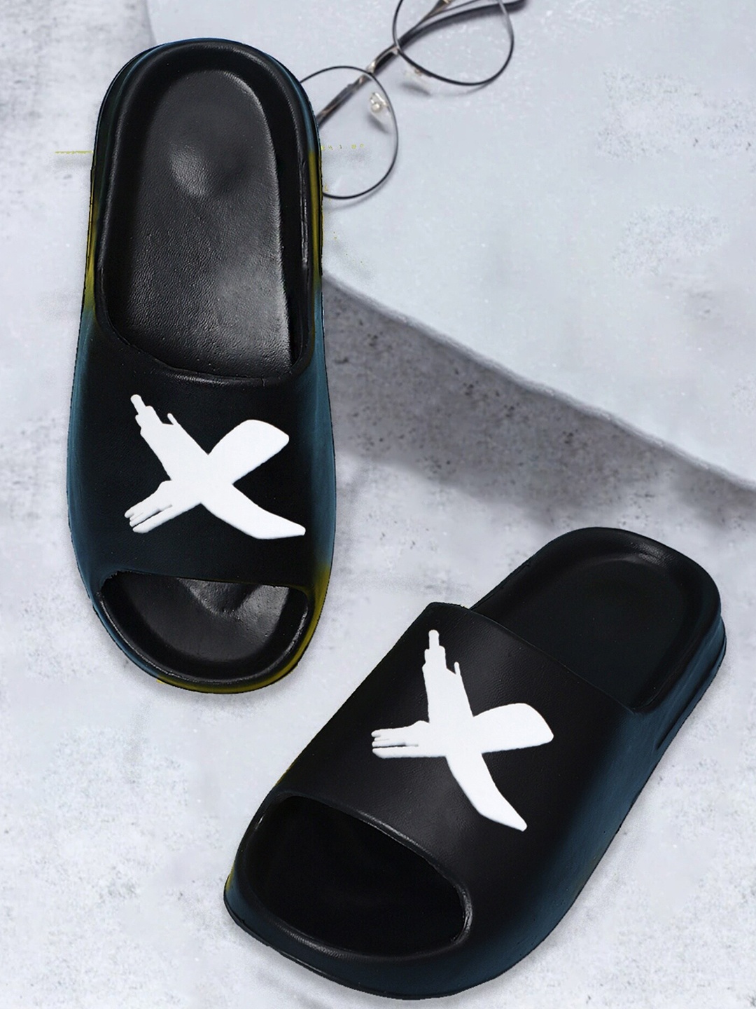 

Pampy Angel Men Printed Rubber Sliders Flip Flops, Black