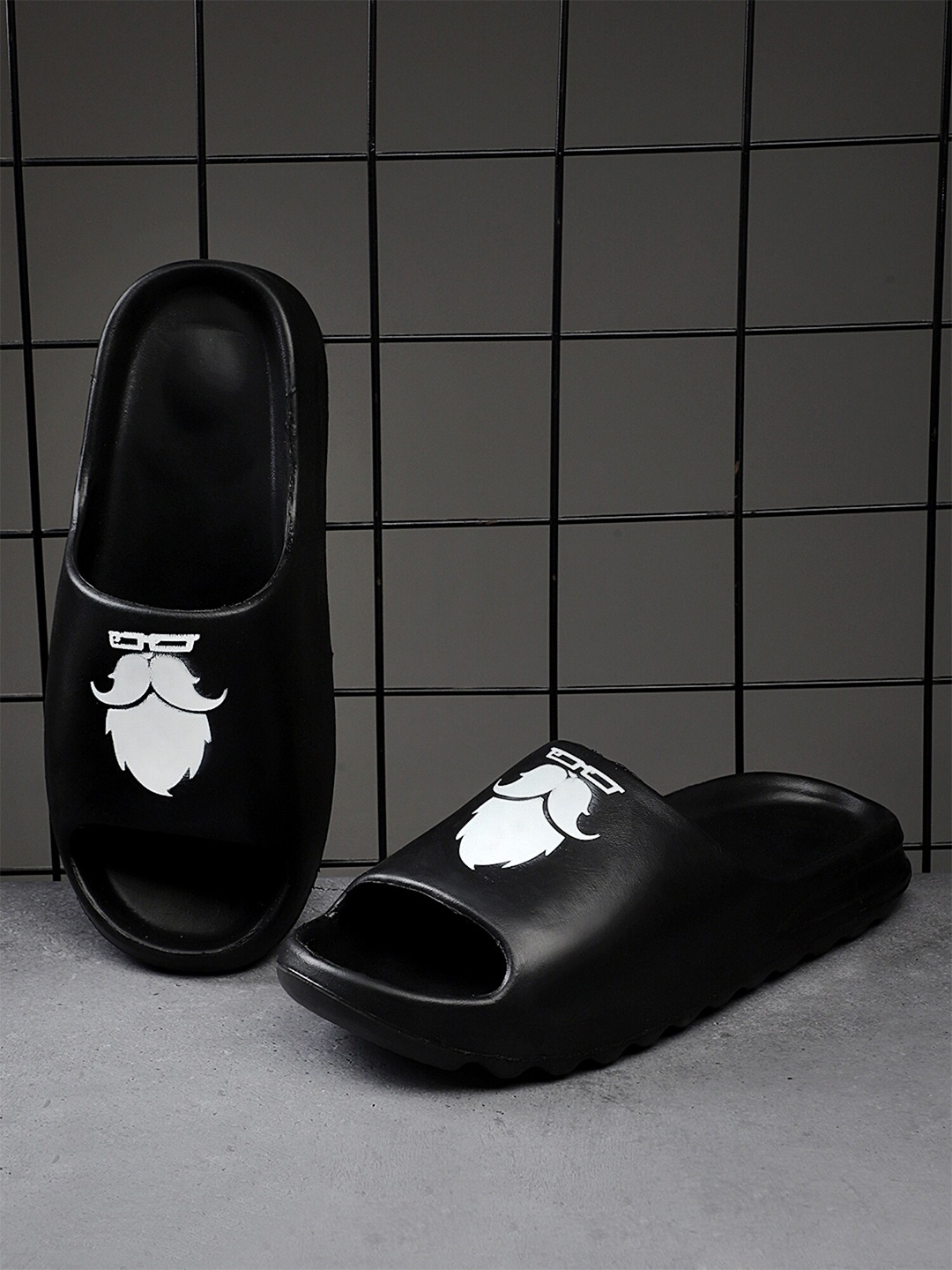 

Pampy Angel Men Printed Rubber Sliders Flip Flops, Black